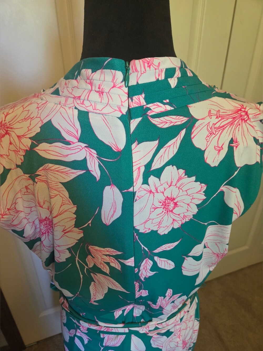 Eliza J Emerald Green Pink Dress Sleeveless Floral Print Fit & Flare Size 12 NEW - Picture 8 of 13